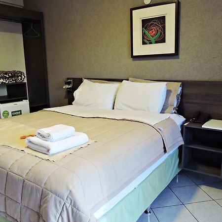 Hotel Piro'Y Presidente Franco Εξωτερικό φωτογραφία